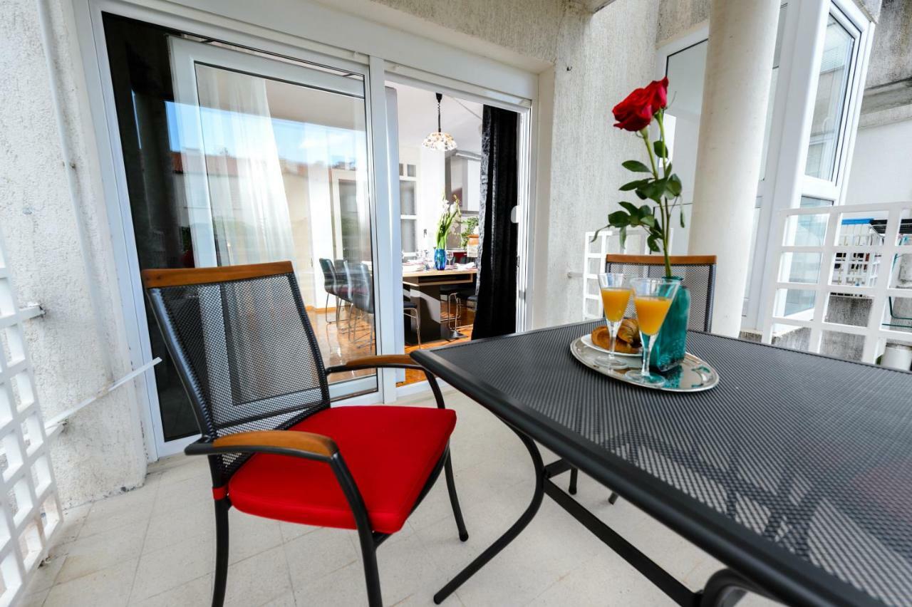 Ana 4+2 * Makarska